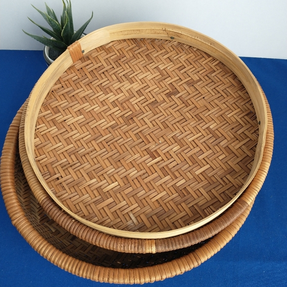 Woven Lidded Basket 10"d x 4"h - Picture 5 of 10